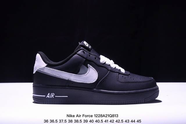 真标耐克nike Air Force 7空军一号低帮百搭休闲运动板鞋。柔软、弹性十足的缓震性能和出色的中底设计，横跨复古与现代的外型结合，造就出风靡全球三十多年