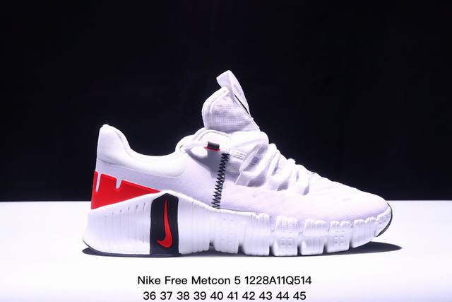 Nike 耐克 Nike Free Metcon 5 训练鞋，在训练中解锁无限可能。 该训练鞋加大前足柔韧灵活性，并以泡绵加固后跟， 有助于在跳跃训练和有氧课程