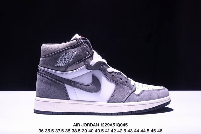 Nike Air Jordan 1 Retro High Og 耐克 Aj1代迈克尔 乔丹高帮经典复古百搭休闲文化运动篮球鞋 货号:555088 尺码:36-4