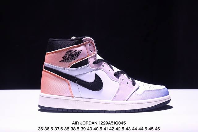 Nike Air Jordan 1 Retro High Og 耐克 Aj1代迈克尔 乔丹高帮经典复古百搭休闲文化运动篮球鞋 货号:555088 尺码:36-4