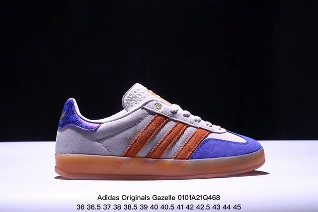 Adidas 阿迪达斯 升级原楦原纸版开发版型，采用天鹅绒布组合翻毛皮饰片鞋面材质，外置加厚橡胶大底三层松糕 女生绝对爱！阿迪达斯adidas Original