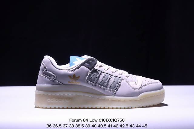 公司级阿迪达斯 Adidas Forum 84 Low 低帮百搭潮流休闲运动板鞋。以复古篮球鞋的外形为基础，采用皮革拼接，简约百搭，更加贴合舒适。中底内侧网格造