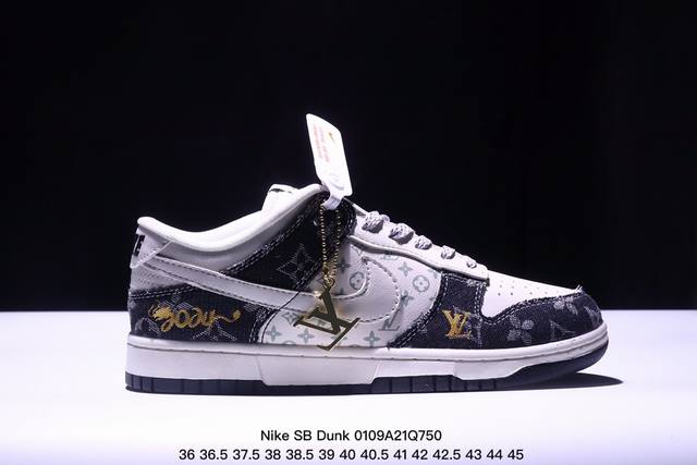 耐克nike Sb Dunk Low Sb 蛇年扣篮系列复古低帮休闲运动滑板板鞋。采用脚感柔软舒适zoomair气垫，有效吸 收滑板等极限运动在落地时带来的冲击