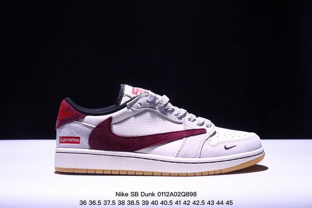 耐克nike Sb Dunk Low Sb 蛇年限定扣篮系列复古低帮休闲运动滑板板鞋。采用脚感柔软舒适zoomair气垫，有效吸 收滑板等极限运动在落地时带来的